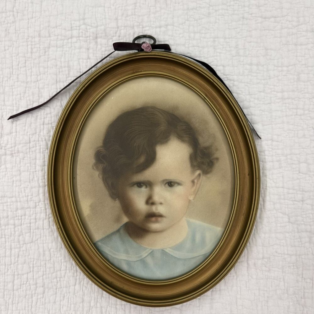 Antique Portrait Young Girl Colored Pastel Charcoal, Oval Ornate Vtg Frame